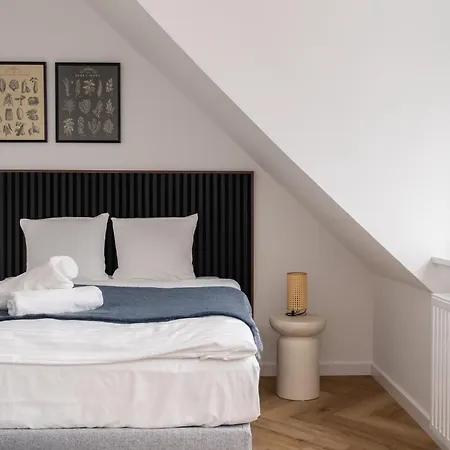 Rentplanet - Przy Ogrodzie Botanicznym Apartment