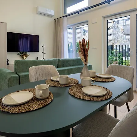 Rentplanet - Przy Ogrodzie Botanicznym Apartment